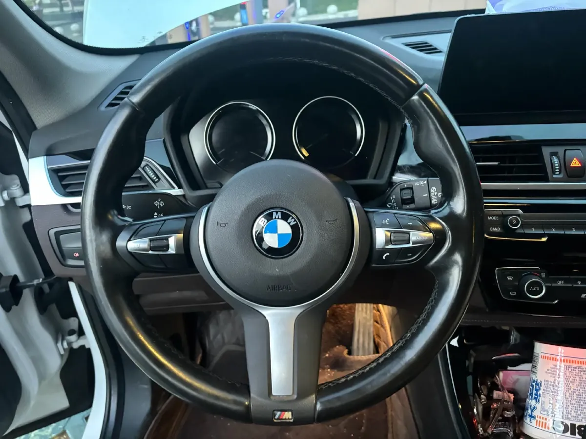 2020 BMW X1 1.5T 140HP L3 7DCT,autocango,china used car exporter,china ev exporter,chinese used car exporter,chinese used ev exporter