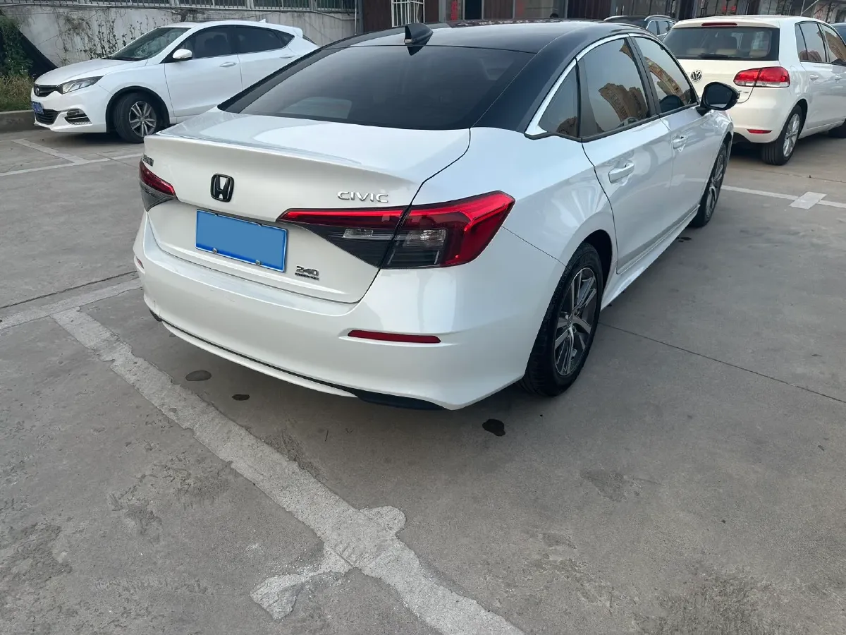 2023 Honda Civic 1.5T 182HP L4 CVT,autocango,china used car exporter,china ev exporter,chinese used car exporter,chinese used ev exporter