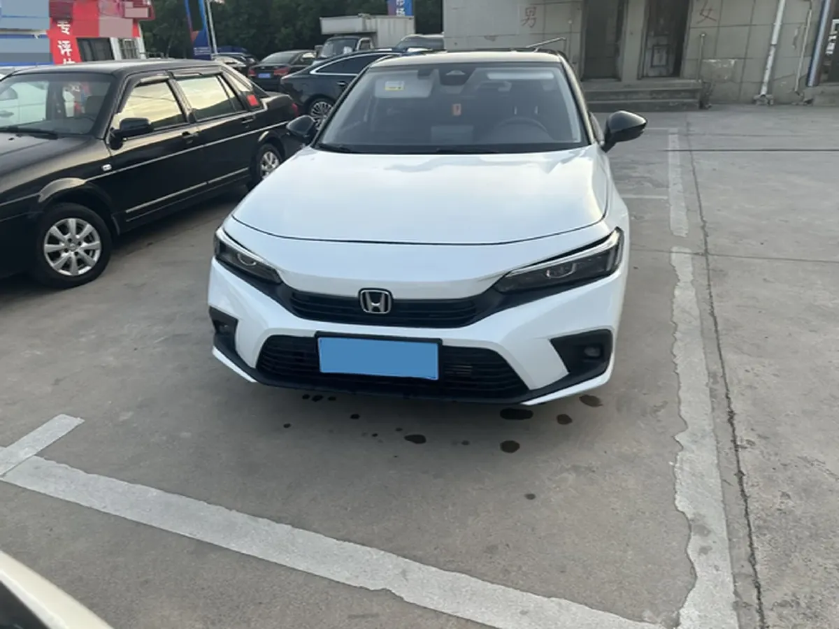 2023 Honda Civic 1.5T 182HP L4 CVT,autocango,china used car exporter,china ev exporter,chinese used car exporter,chinese used ev exporter