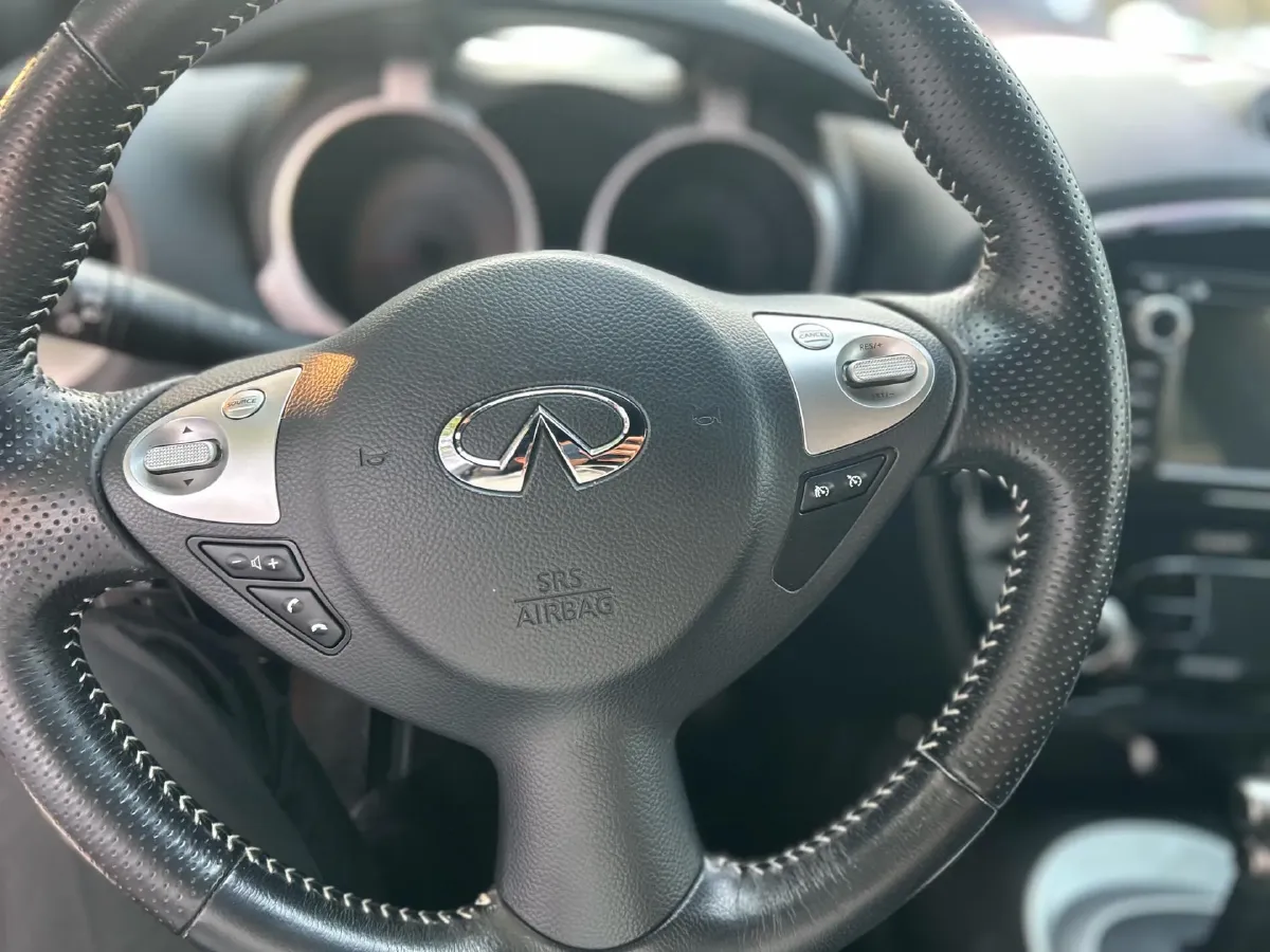 2014 Infiniti ESQ 1.6L 116HP L4 CVT,autocango,china used car exporter,china ev exporter,chinese used car exporter,chinese used ev exporter