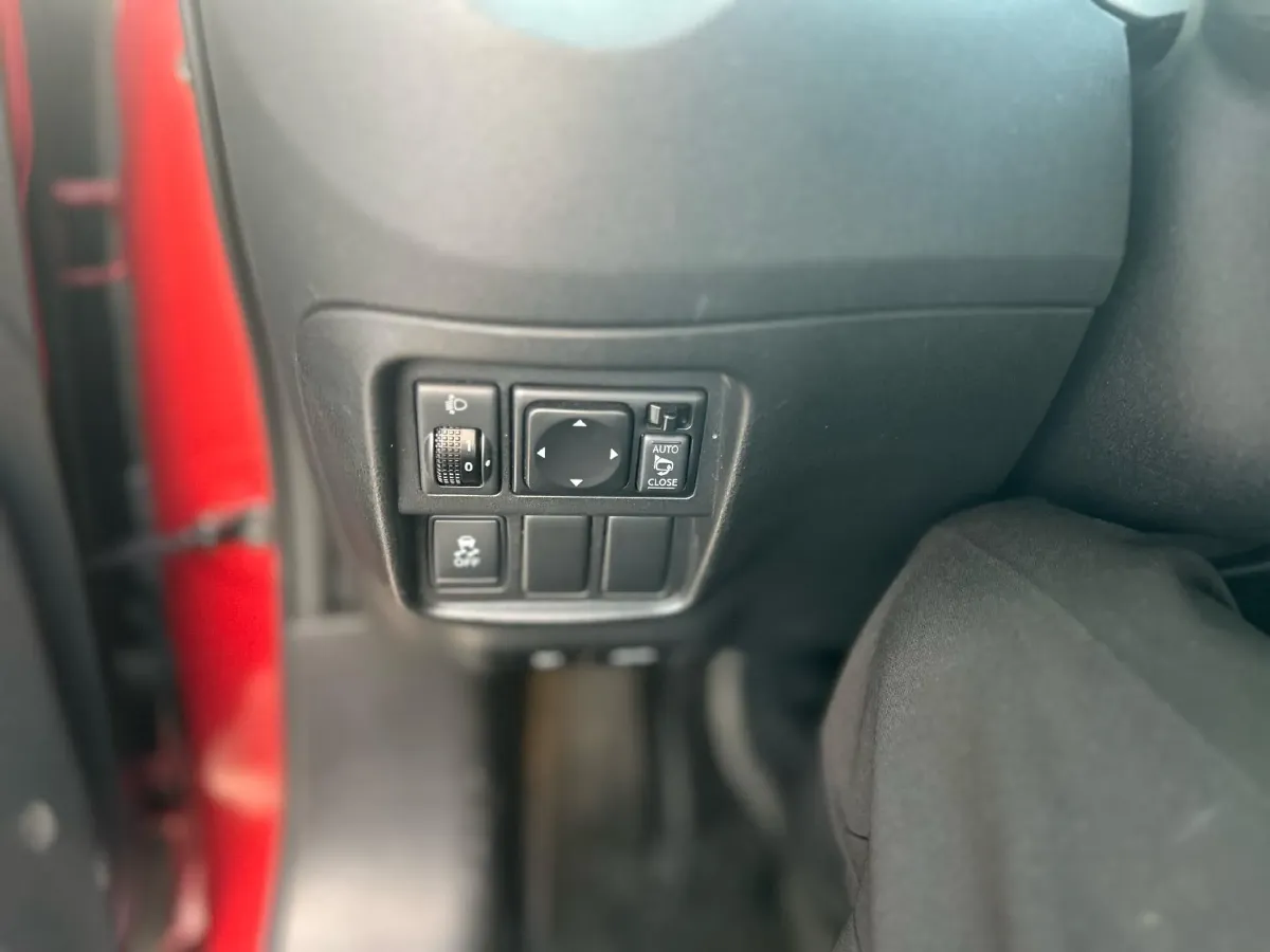 2014 Infiniti ESQ 1.6L 116HP L4 CVT,autocango,china used car exporter,china ev exporter,chinese used car exporter,chinese used ev exporter