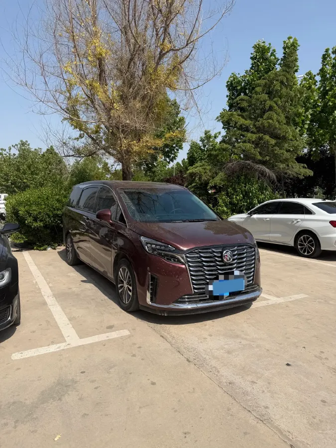 2022 Buick GL8 2.0T 237HP L4 9AT,autocango,china used car exporter,china ev exporter,chinese used car exporter,chinese used ev exporter
