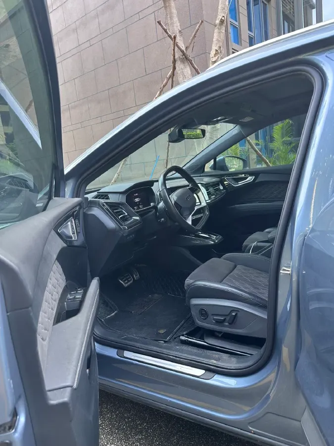 2022 Audi Q4 e-tron BEV 84.8KWH,autocango,china used car exporter,china ev exporter,chinese used car exporter,chinese used ev exporter