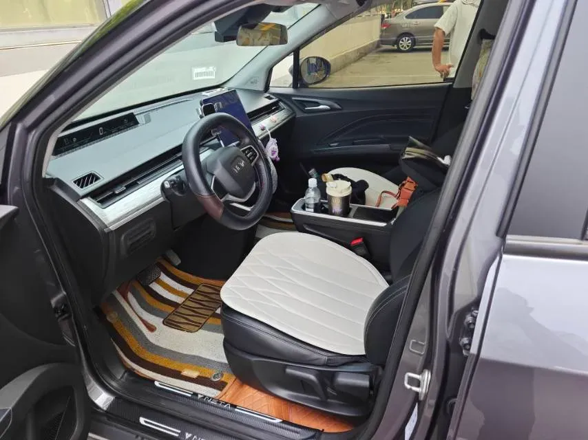 2022 Leapmotor T03 BEV 41KWH,autocango,china used car exporter,china ev exporter,chinese used car exporter,chinese used ev exporter