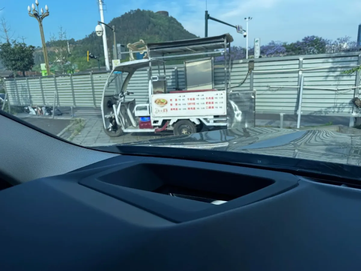 2020 BMW X3 2.0T 252HP L4 8AT,autocango,china used car exporter,china ev exporter,chinese used car exporter,chinese used ev exporter