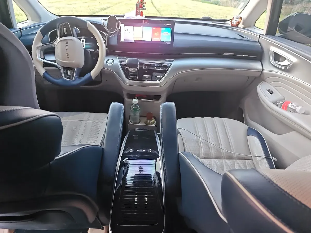 2021 Roewe iMAX8 2.0T 234HP L4 8AT,autocango,china used car exporter,china ev exporter,chinese used car exporter,chinese used ev exporter