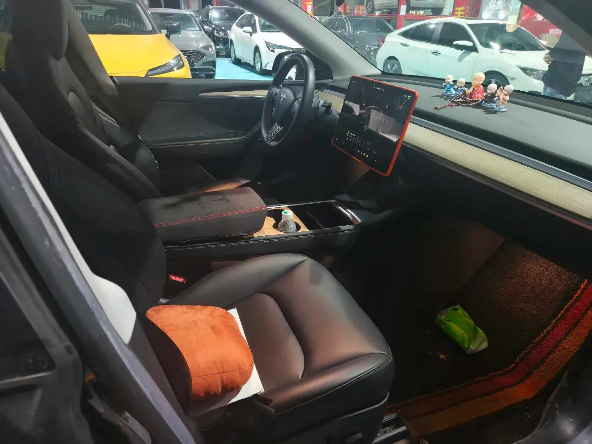 2022 Tesla Model Y BEV 60KWH,autocango,china used car exporter,china ev exporter,chinese used car exporter,chinese used ev exporter