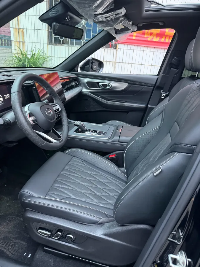 2022 GAC Trumpchi GS8 2.0T 252HP L4 8AT,autocango,china used car exporter,china ev exporter,chinese used car exporter,chinese used ev exporter