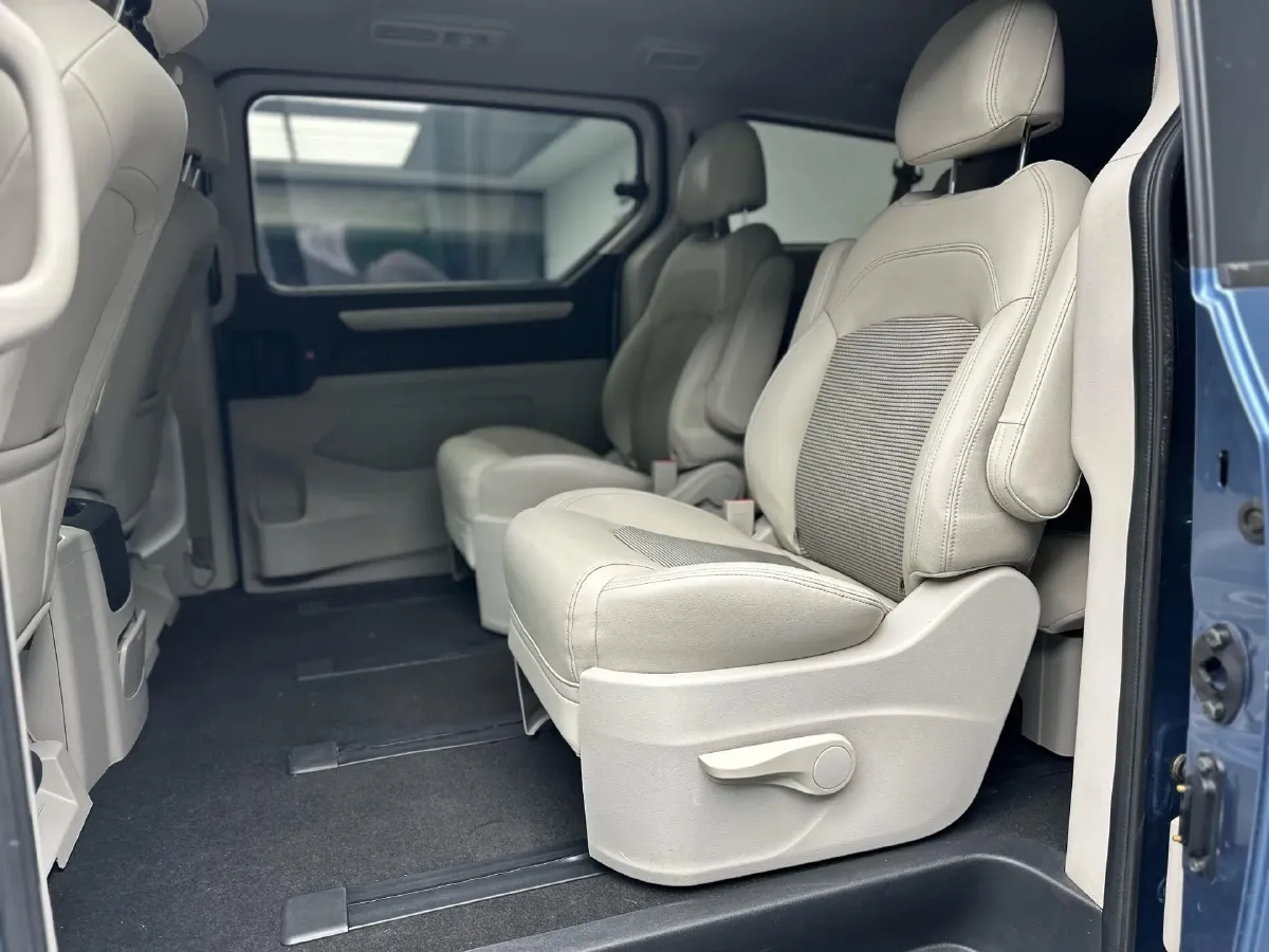 2016 MAXUS G10 2.0T 224HP L4 6AT,autocango,china used car exporter,china ev exporter,chinese used car exporter,chinese used ev exporter