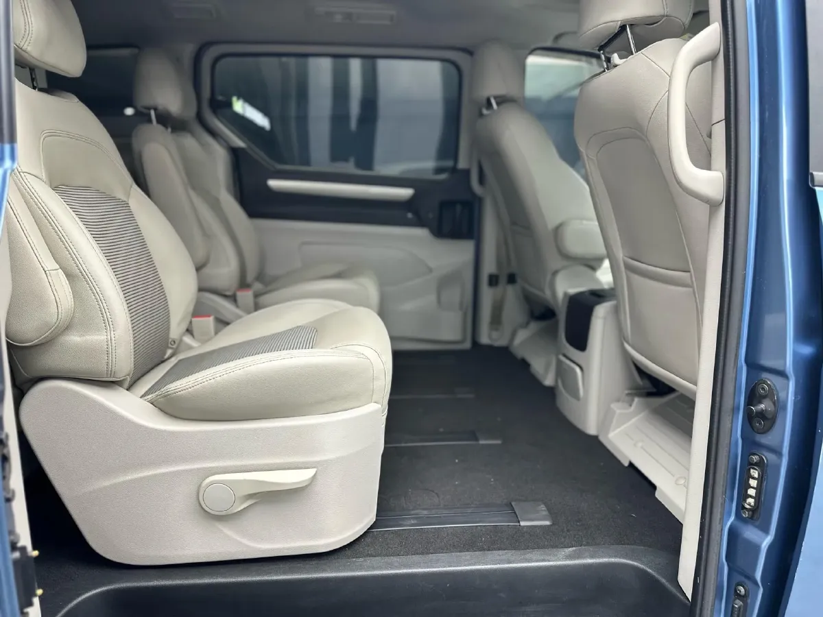 2016 MAXUS G10 2.0T 224HP L4 6AT,autocango,china used car exporter,china ev exporter,chinese used car exporter,chinese used ev exporter