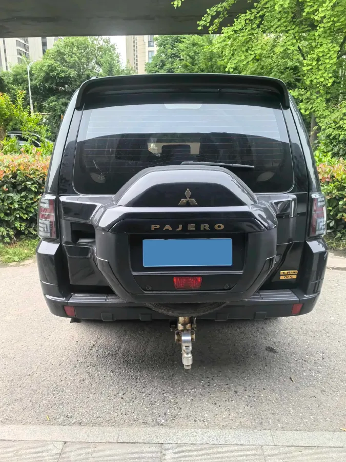 2019 Mitsubishi Pajero 3.0L 174HP V6 5AT,autocango,china used car exporter,china ev exporter,chinese used car exporter,chinese used ev exporter