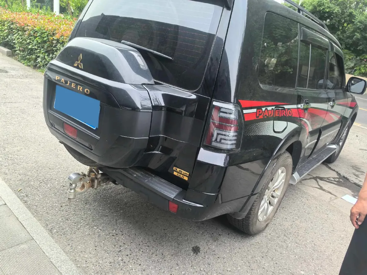 2019 Mitsubishi Pajero 3.0L 174HP V6 5AT,autocango,china used car exporter,china ev exporter,chinese used car exporter,chinese used ev exporter