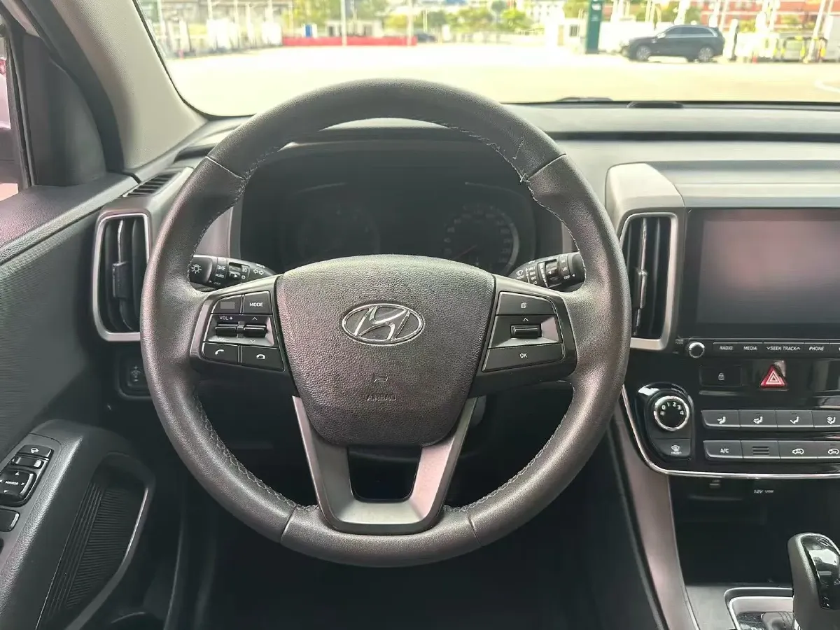 2018 Hyundai ix35 2.0L 160HP L4 6AT,autocango,china used car exporter,china ev exporter,chinese used car exporter,chinese used ev exporter