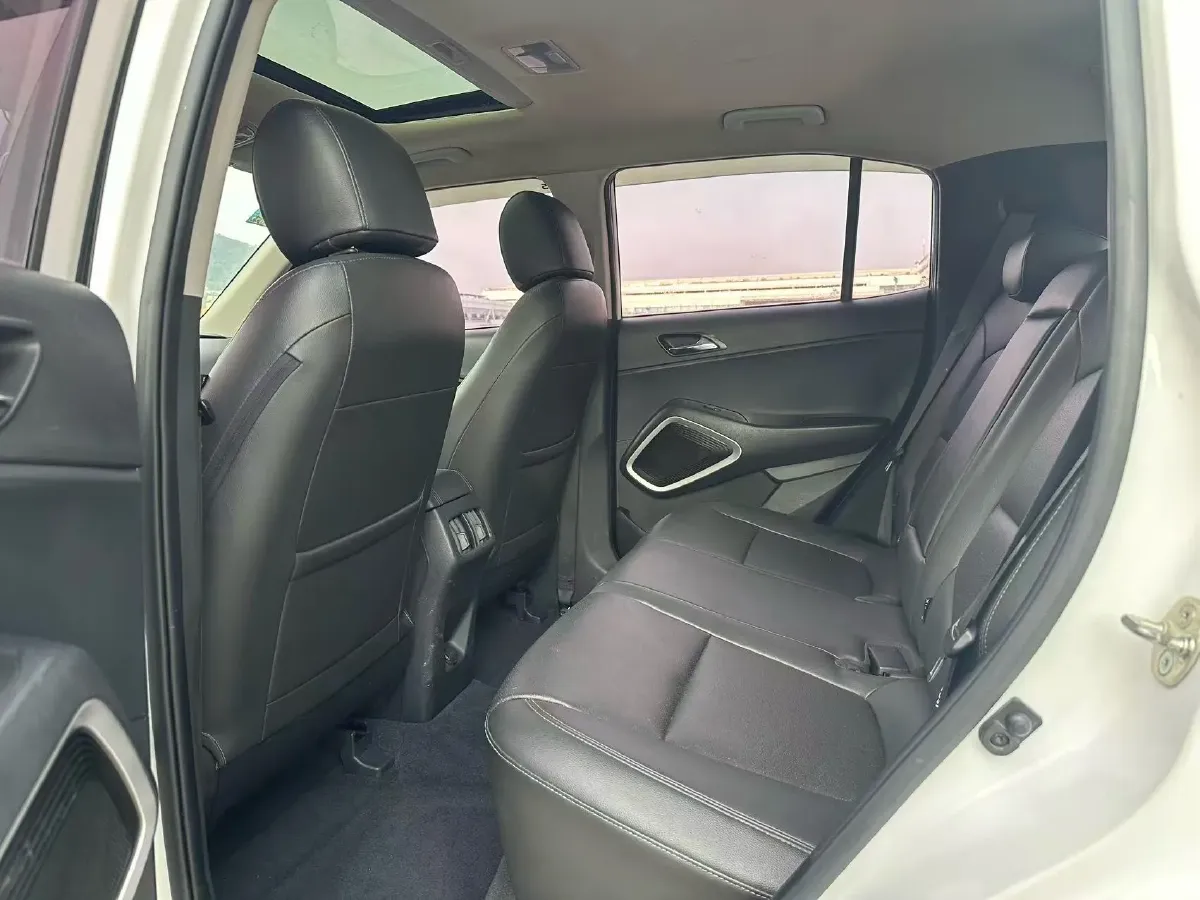 2018 Hyundai ix35 2.0L 160HP L4 6AT,autocango,china used car exporter,china ev exporter,chinese used car exporter,chinese used ev exporter