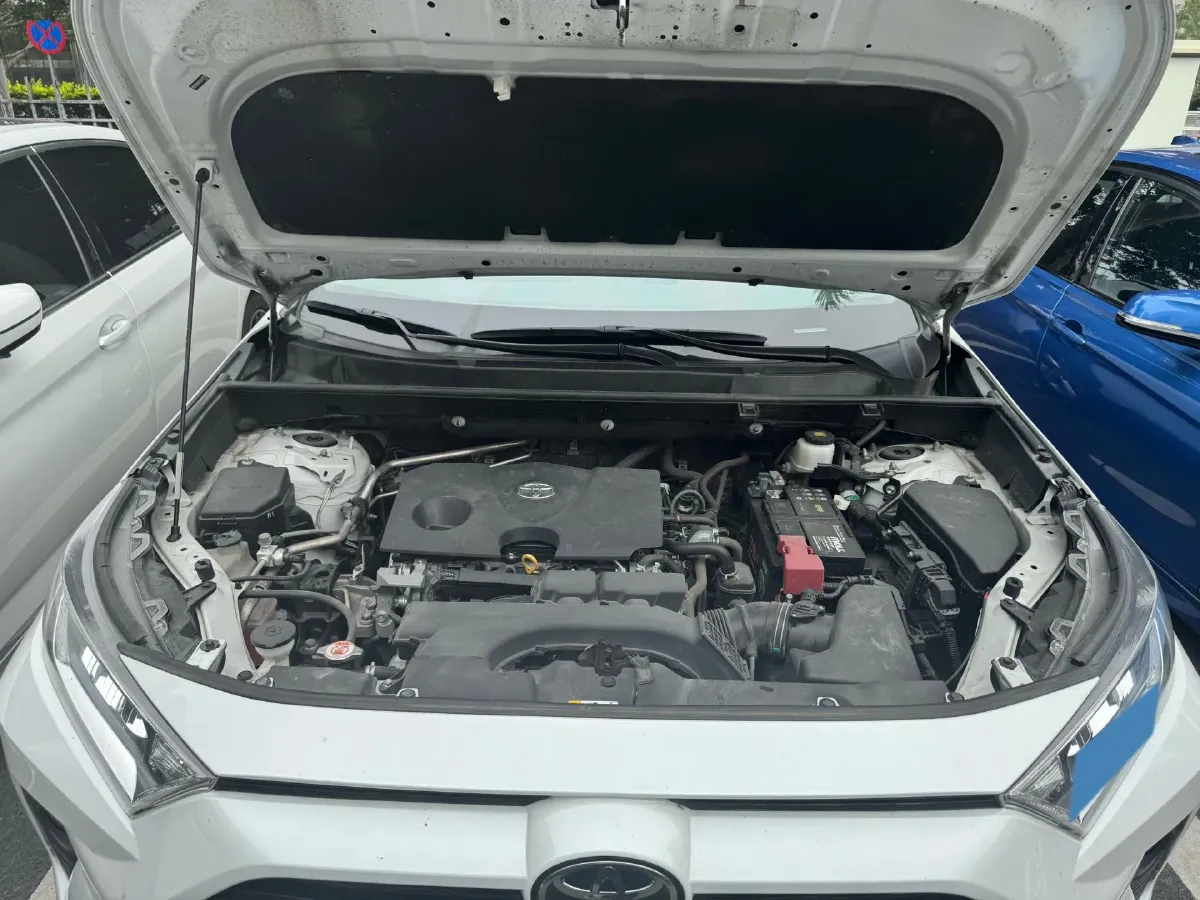 2021 Toyota RAV4 2.0L 171HP L4 CVT,autocango,china used car exporter,china ev exporter,chinese used car exporter,chinese used ev exporter
