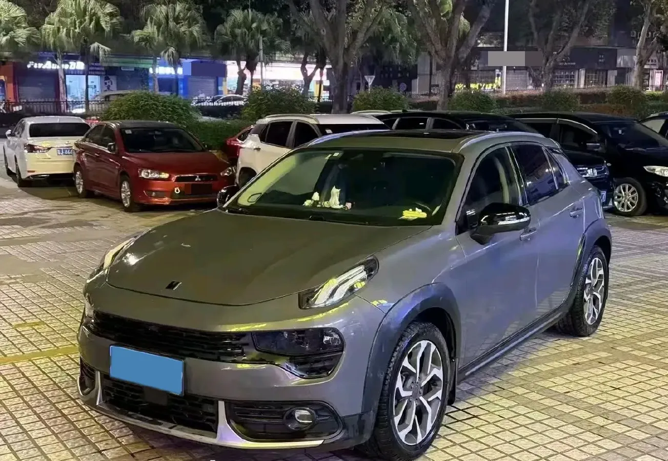 2018 Toyota C-HR 2.0L 171HP L4 CVT,autocango,china used car exporter,china ev exporter,chinese used car exporter,chinese used ev exporter
