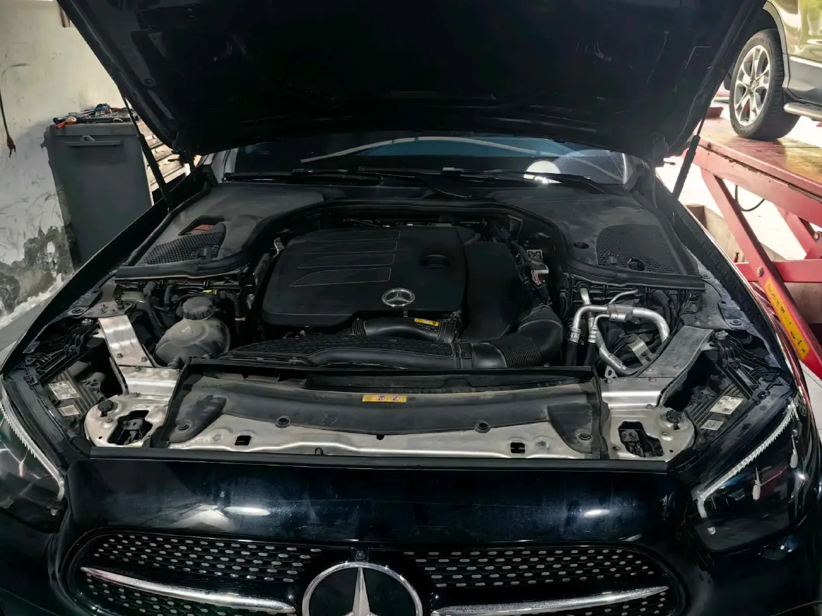2021 Mercedes-Benz E Class 2.0T 258HP L4 9AT,autocango,china used car exporter,china ev exporter,chinese used car exporter,chinese used ev exporter