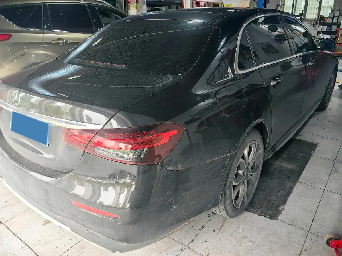 2021 Mercedes-Benz E Class 2.0T 258HP L4 9AT,autocango,china used car exporter,china ev exporter,chinese used car exporter,chinese used ev exporter