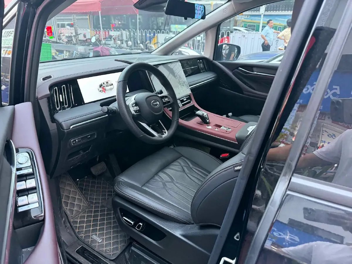 2024 GAC Trumpchi M8 2.0T 252HP L4 8AT,autocango,china used car exporter,china ev exporter,chinese used car exporter,chinese used ev exporter