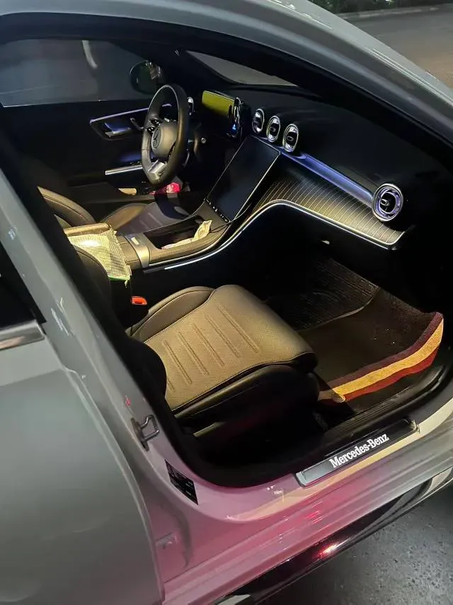 2024 Mercedes-Benz C Class 1.5T 204HP L4 9AT,autocango,china used car exporter,china ev exporter,chinese used car exporter,chinese used ev exporter
