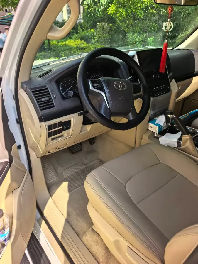 2015 Toyota Land Cruiser 4.0L 275HP V6 5AT,autocango,china used car exporter,china ev exporter,chinese used car exporter,chinese used ev exporter