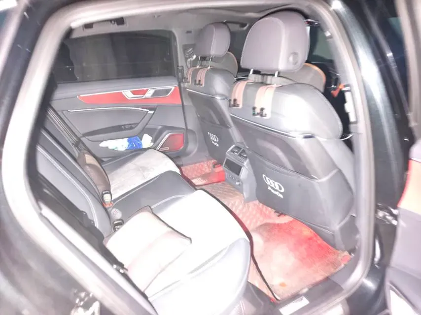 2023 Audi A6L 2.0T 245HP L4 7DCT,autocango,china used car exporter,china ev exporter,chinese used car exporter,chinese used ev exporter