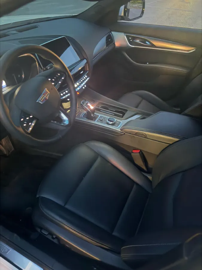 2022 Cadillac CT5 2.0T 237HP L4 10AT,autocango,china used car exporter,china ev exporter,chinese used car exporter,chinese used ev exporter