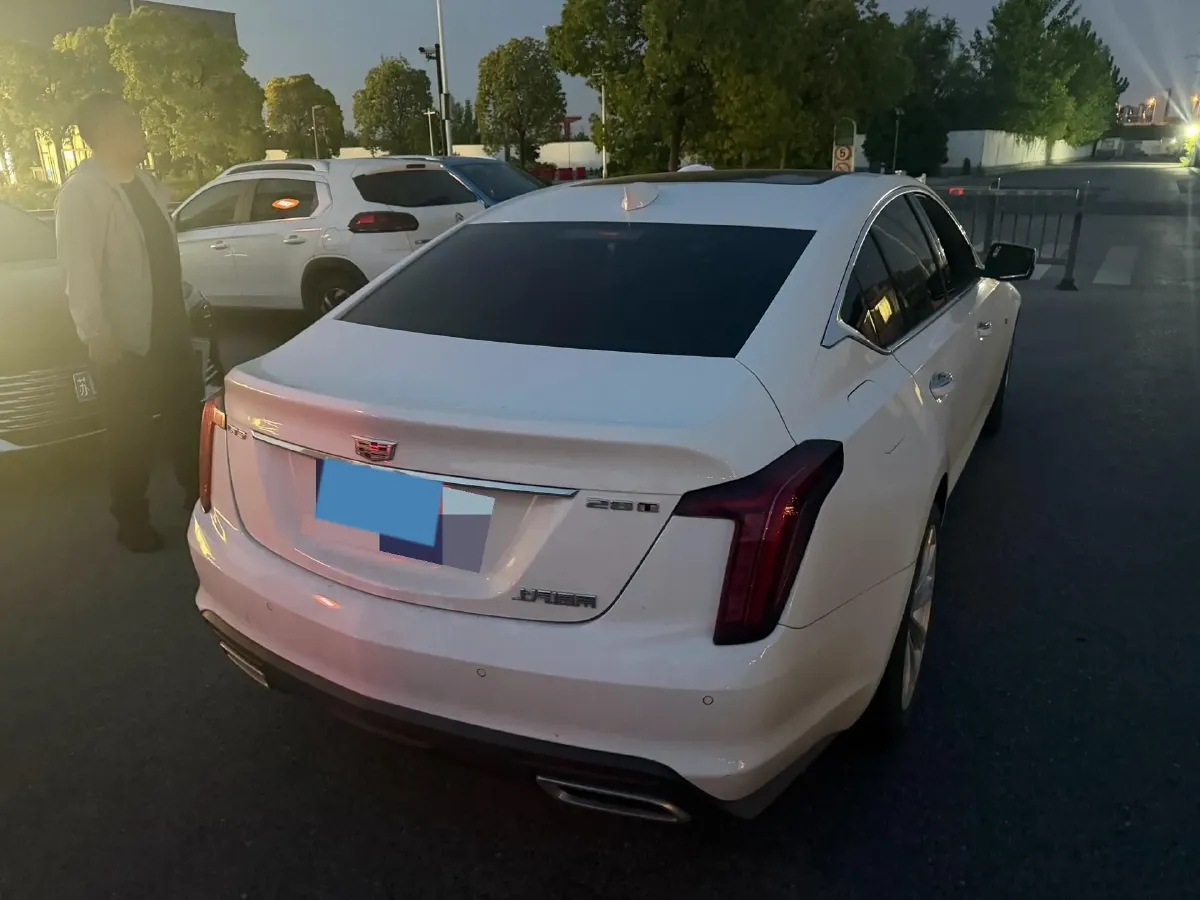 2022 Cadillac CT5 2.0T 237HP L4 10AT,autocango,china used car exporter,china ev exporter,chinese used car exporter,chinese used ev exporter