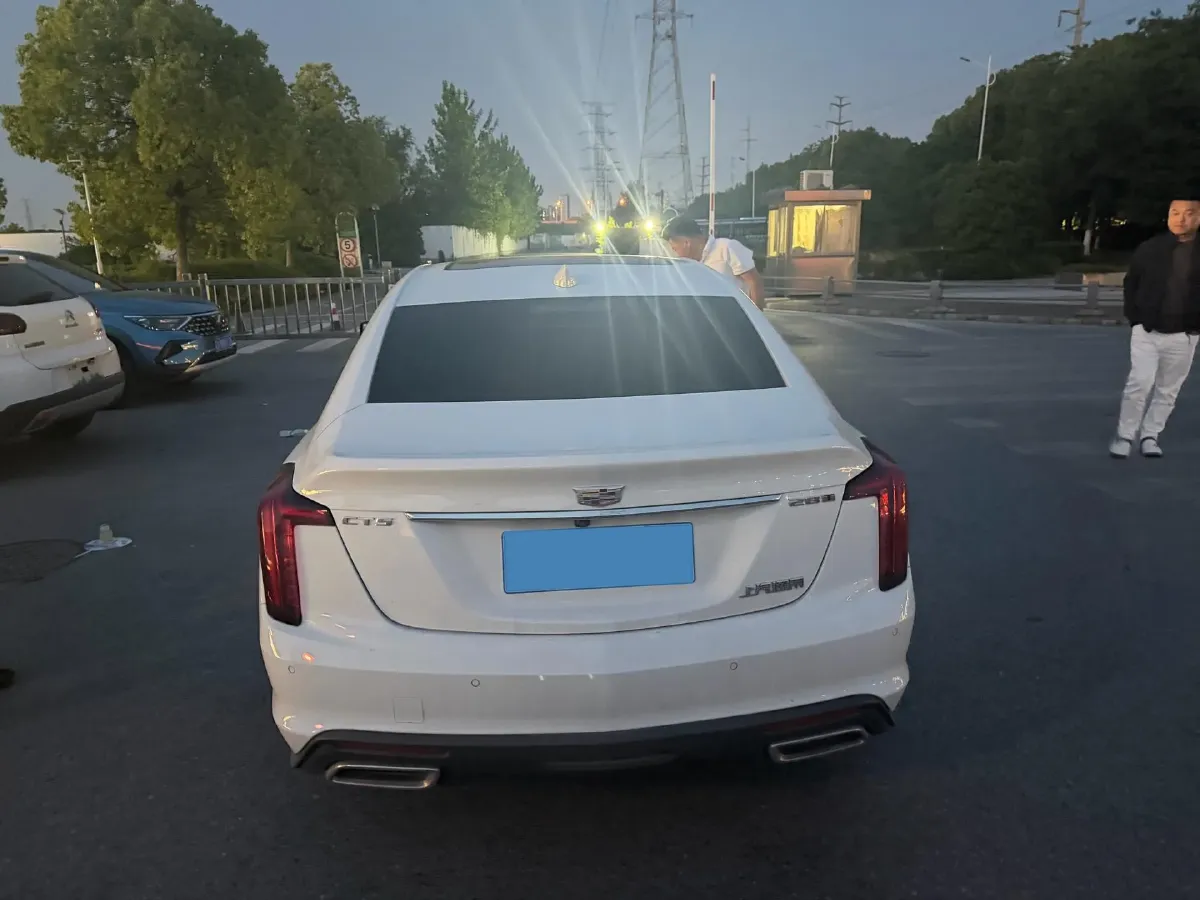 2022 Cadillac CT5 2.0T 237HP L4 10AT,autocango,china used car exporter,china ev exporter,chinese used car exporter,chinese used ev exporter
