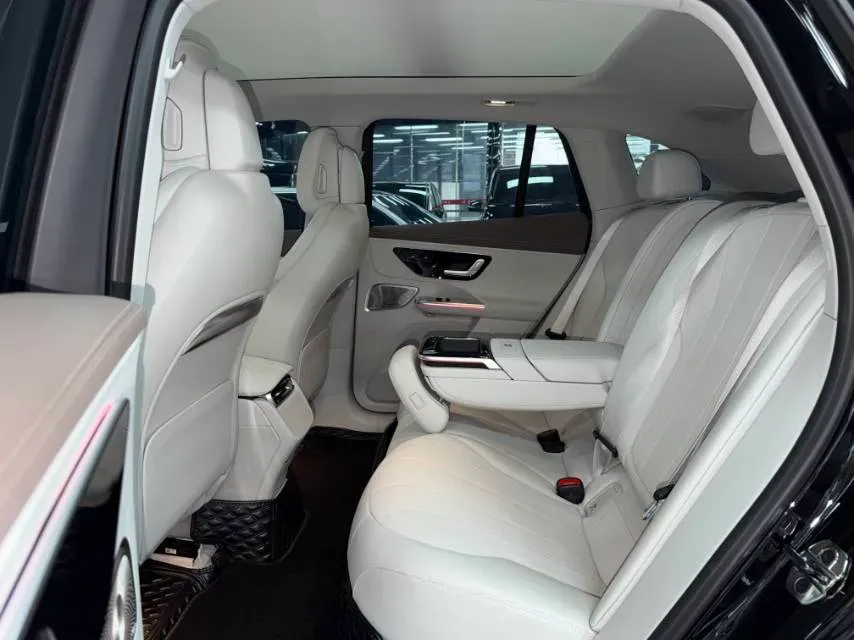 2023 Mercedes-Benz EQE SUV BEV 96.1KWH,autocango,china used car exporter,china ev exporter,chinese used car exporter,chinese used ev exporter