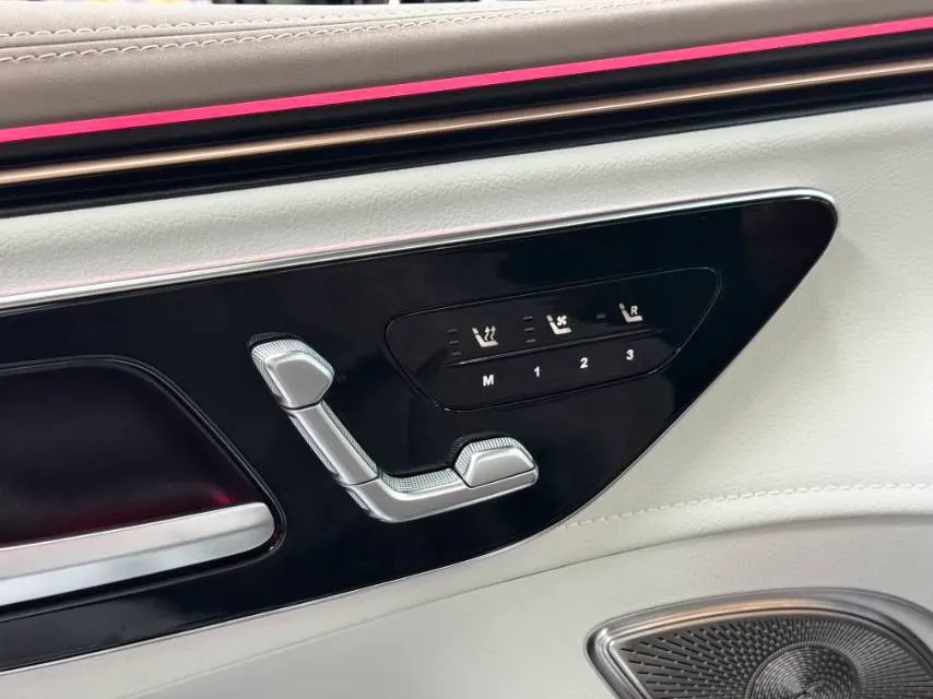 2023 Mercedes-Benz EQE SUV BEV 96.1KWH,autocango,china used car exporter,china ev exporter,chinese used car exporter,chinese used ev exporter