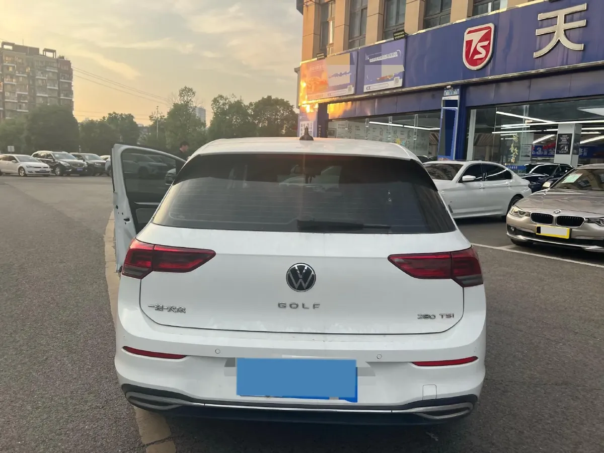 2021 Volkswagen Golf 1.4T 150HP L4 7DCT,autocango,china used car exporter,china ev exporter,chinese used car exporter,chinese used ev exporter