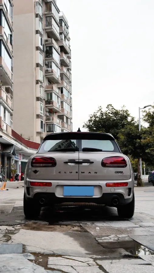 2023 MINI CLUBMAN 2.0T 178HP L4 7DCT,autocango,china used car exporter,china ev exporter,chinese used car exporter,chinese used ev exporter