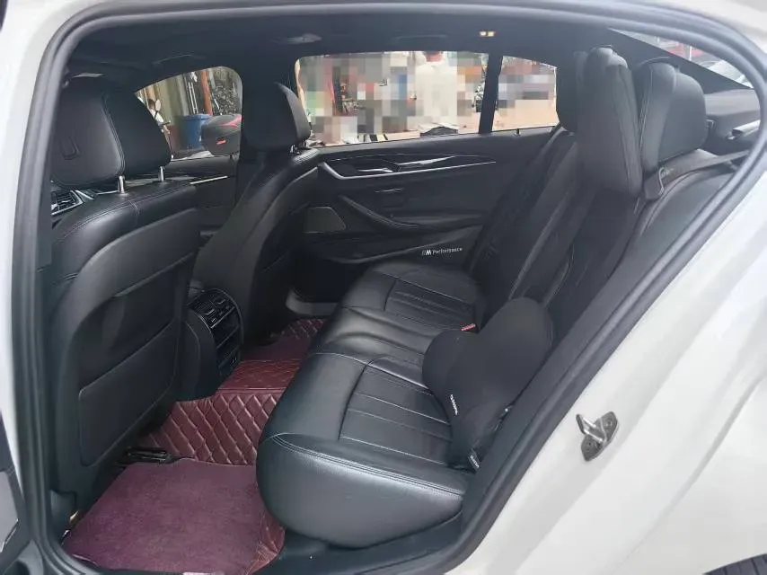 2020 BMW 5 Series 2.0T 252HP L4 8AT,autocango,china used car exporter,china ev exporter,chinese used car exporter,chinese used ev exporter