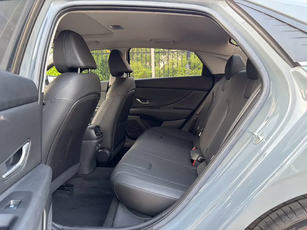 2022 Hyundai Elantra 1.5L 115HP L4 CVT,autocango,china used car exporter,china ev exporter,chinese used car exporter,chinese used ev exporter