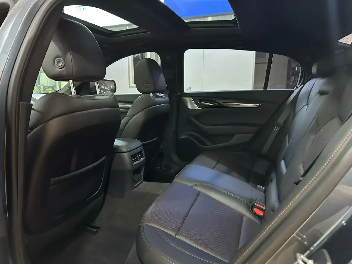 2020 Cadillac CT5 2.0T 241HP L4 10AT,autocango,china used car exporter,china ev exporter,chinese used car exporter,chinese used ev exporter