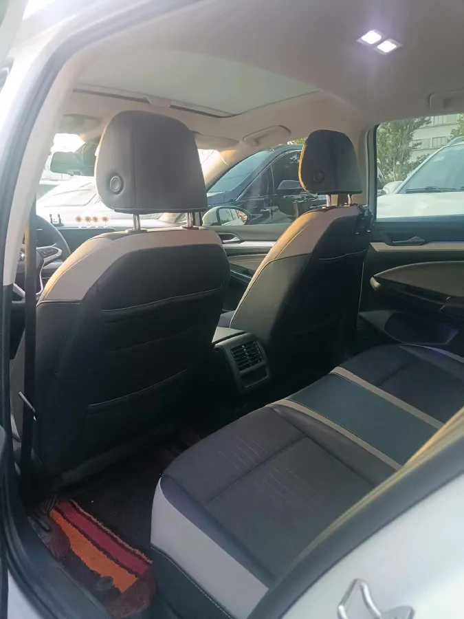 2021 Volkswagen Golf 1.4T 150HP L4 7DCT,autocango,china used car exporter,china ev exporter,chinese used car exporter,chinese used ev exporter
