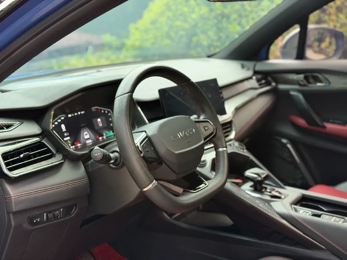 2020 LYNK&CO 06 1.5T 177HP L3 7DCT,autocango,china used car exporter,china ev exporter,chinese used car exporter,chinese used ev exporter