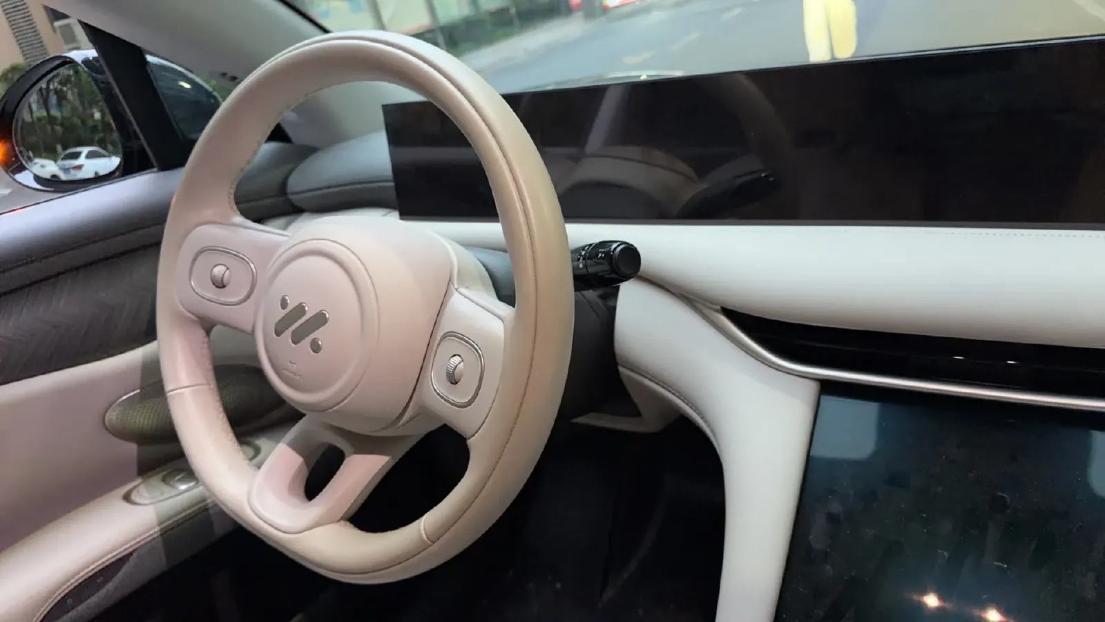 2025 IM LS6 BEV 75KWH,autocango,china used car exporter,china ev exporter,chinese used car exporter,chinese used ev exporter