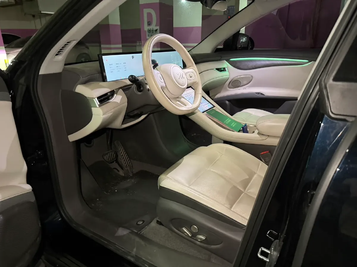 2025 IM LS6 BEV 75KWH,autocango,china used car exporter,china ev exporter,chinese used car exporter,chinese used ev exporter