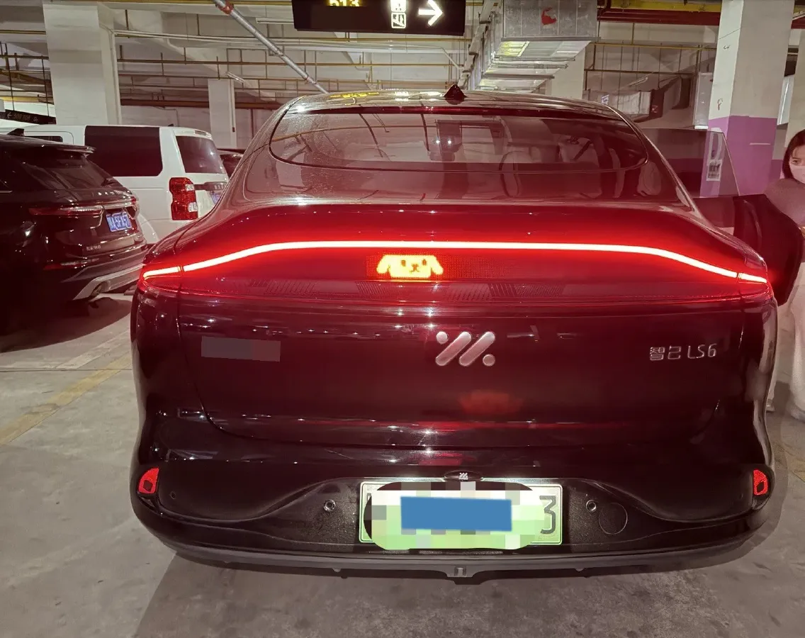 2025 IM LS6 BEV 75KWH,autocango,china used car exporter,china ev exporter,chinese used car exporter,chinese used ev exporter