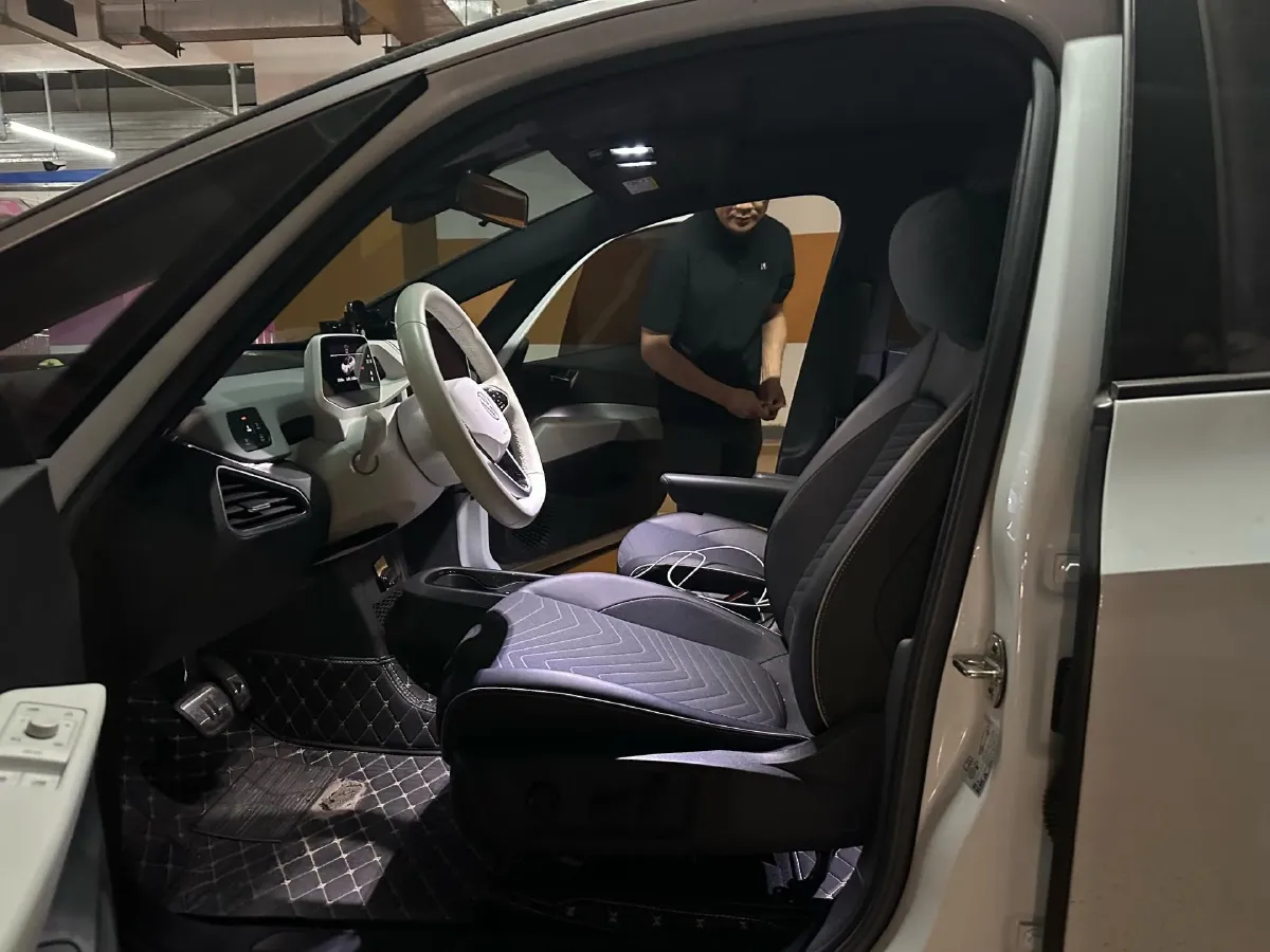 2023 Volkswagen ID.3 BEV 52.8KWH,autocango,china used car exporter,china ev exporter,chinese used car exporter,chinese used ev exporter