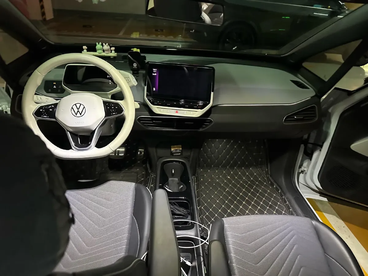 2023 Volkswagen ID.3 BEV 52.8KWH,autocango,china used car exporter,china ev exporter,chinese used car exporter,chinese used ev exporter