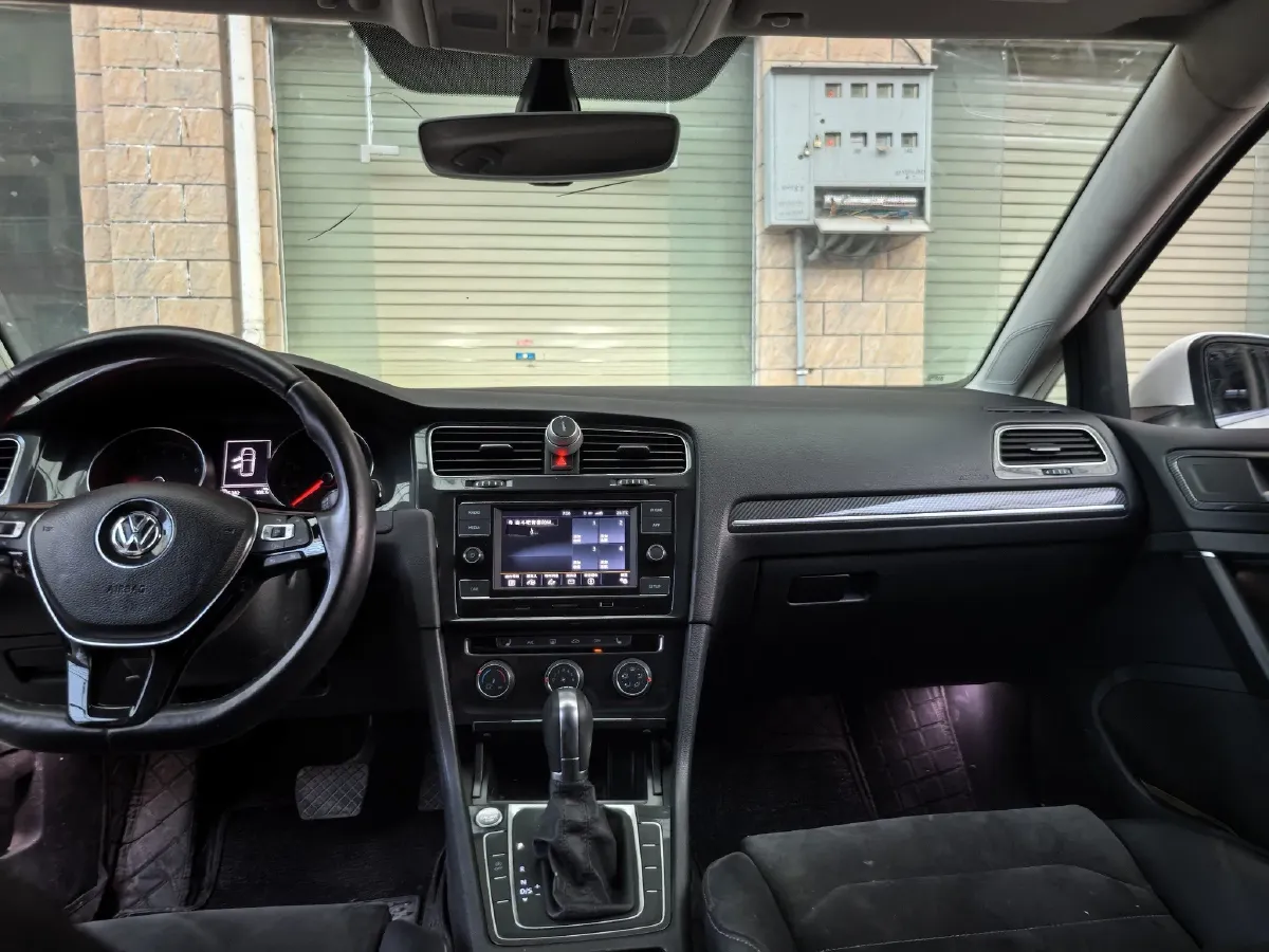 2018 Volkswagen Golf 1.4T 131HP L4 7DCT,autocango,china used car exporter,china ev exporter,chinese used car exporter,chinese used ev exporter