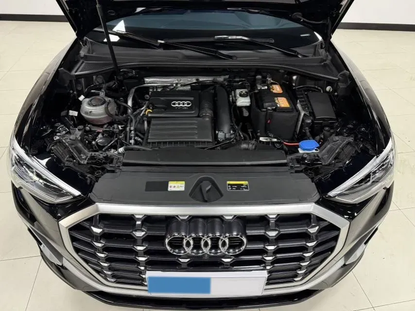 2022 Audi Q3 1.4T 150HP L4 7DCT,autocango,china used car exporter,china ev exporter,chinese used car exporter,chinese used ev exporter
