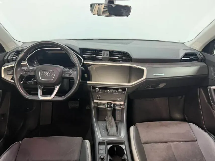 2022 Audi Q3 1.4T 150HP L4 7DCT,autocango,china used car exporter,china ev exporter,chinese used car exporter,chinese used ev exporter