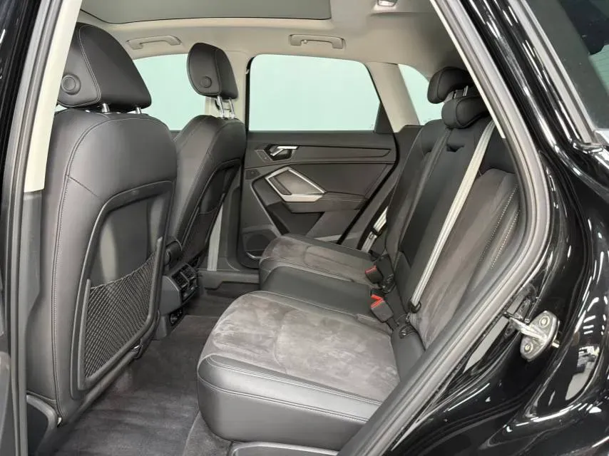 2022 Audi Q3 1.4T 150HP L4 7DCT,autocango,china used car exporter,china ev exporter,chinese used car exporter,chinese used ev exporter