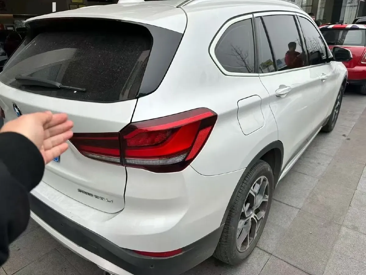 2021 BMW X1 1.5T 140HP L3 7DCT,autocango,china used car exporter,china ev exporter,chinese used car exporter,chinese used ev exporter