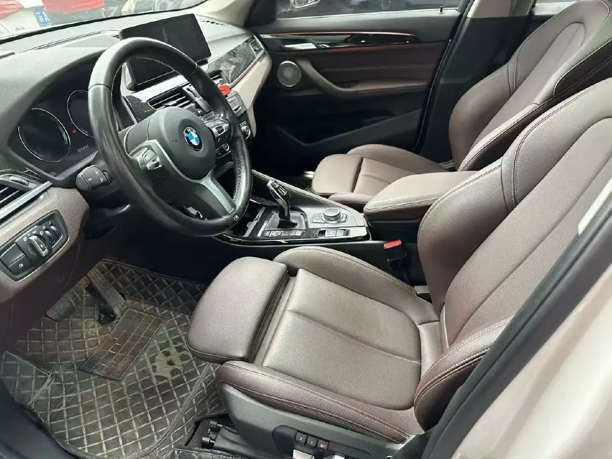 2021 BMW X1 1.5T 140HP L3 7DCT,autocango,china used car exporter,china ev exporter,chinese used car exporter,chinese used ev exporter