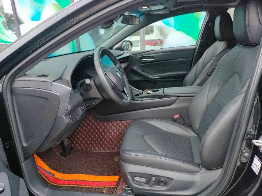 2023 Toyota Avalon 2.0L 177HP L4 CVT,autocango,china used car exporter,china ev exporter,chinese used car exporter,chinese used ev exporter